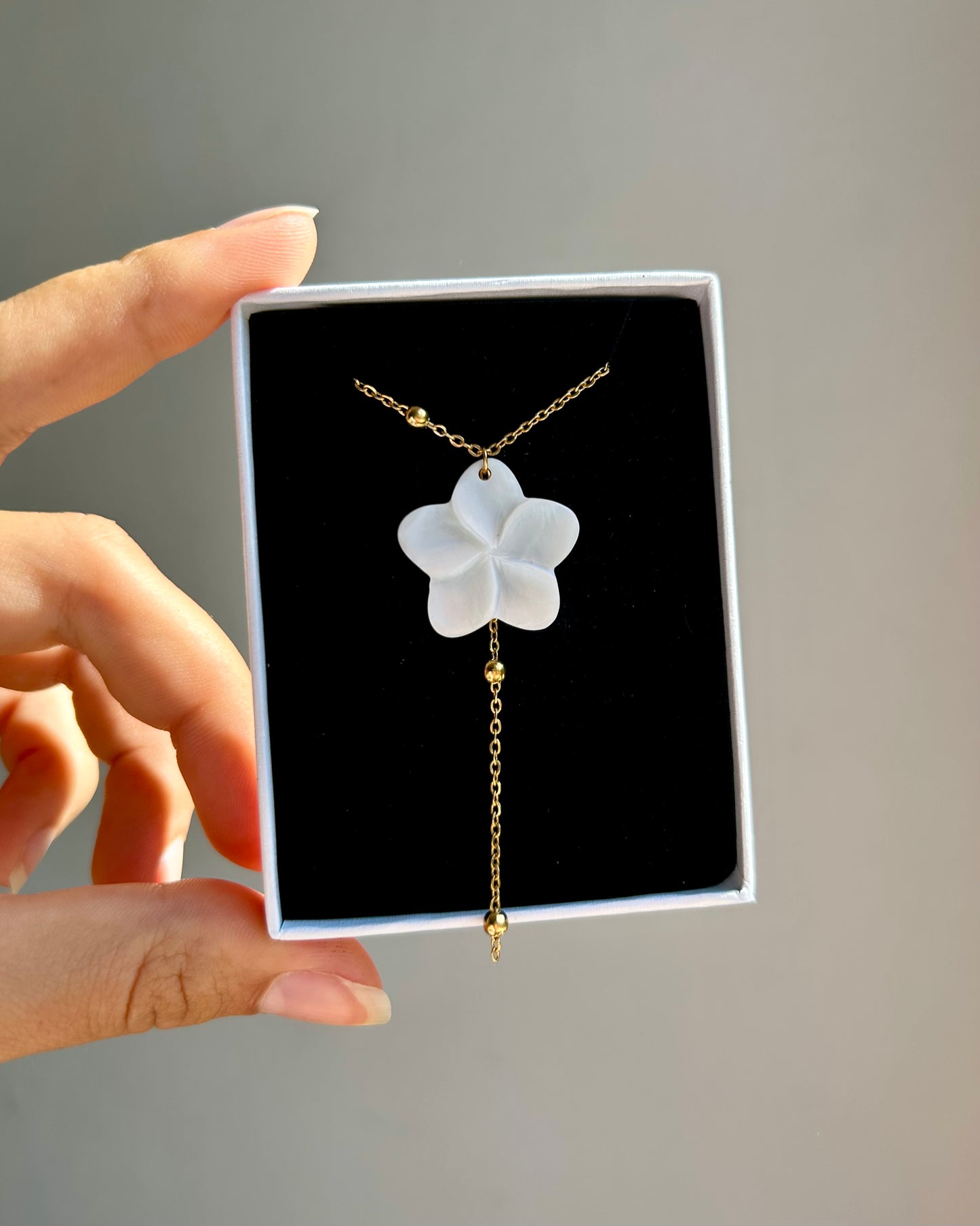 Collier Tehei