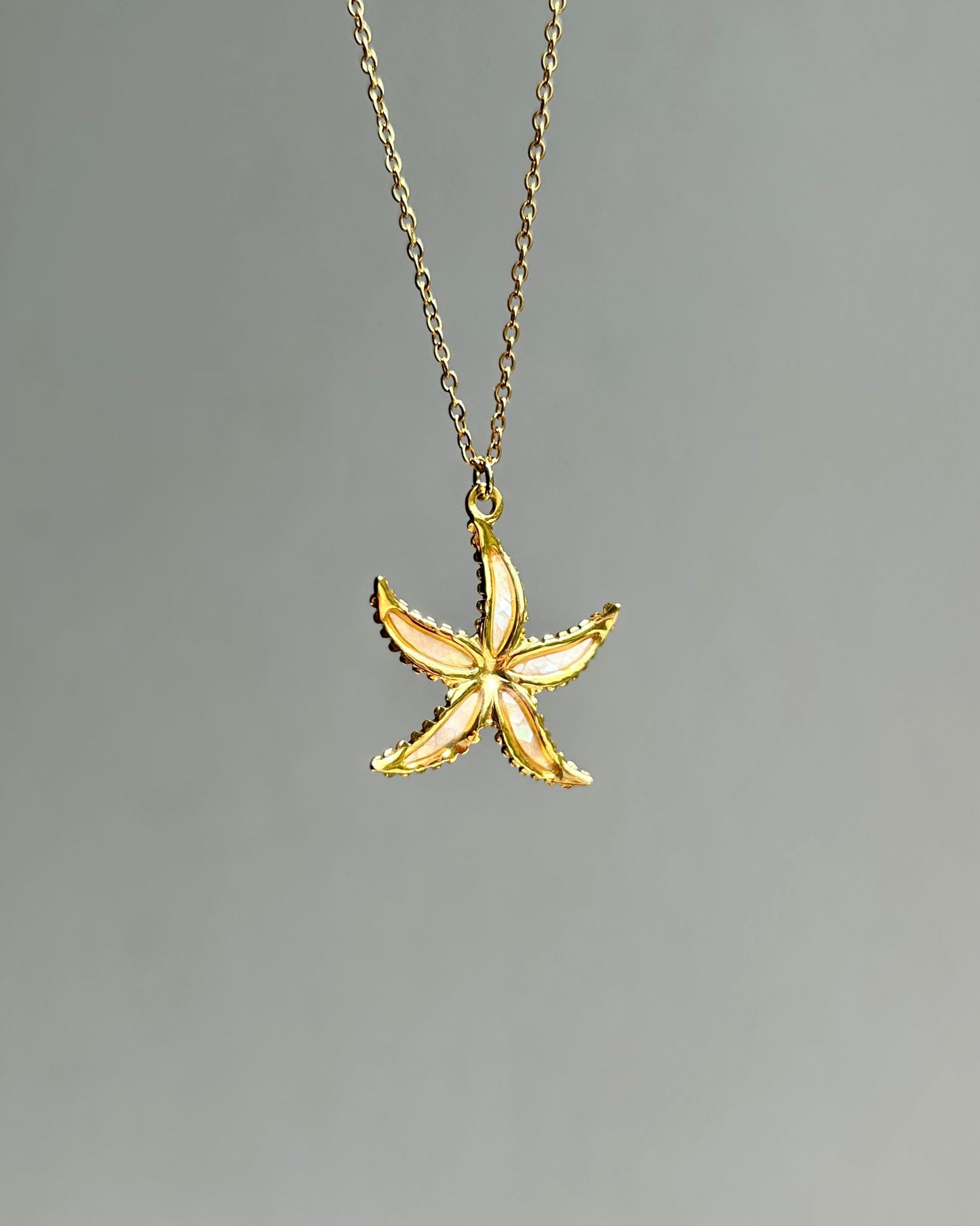 Collier Cassandra