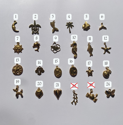 Customizable charm bracelet (gold)