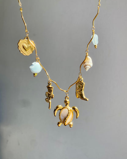 Collar con dijes - Lola